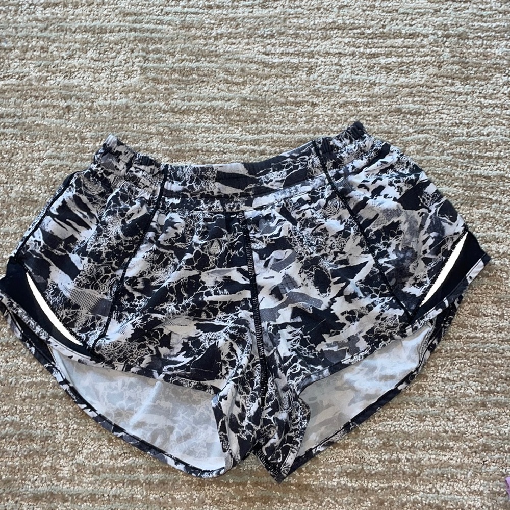 Lululemon hotty hot shorts